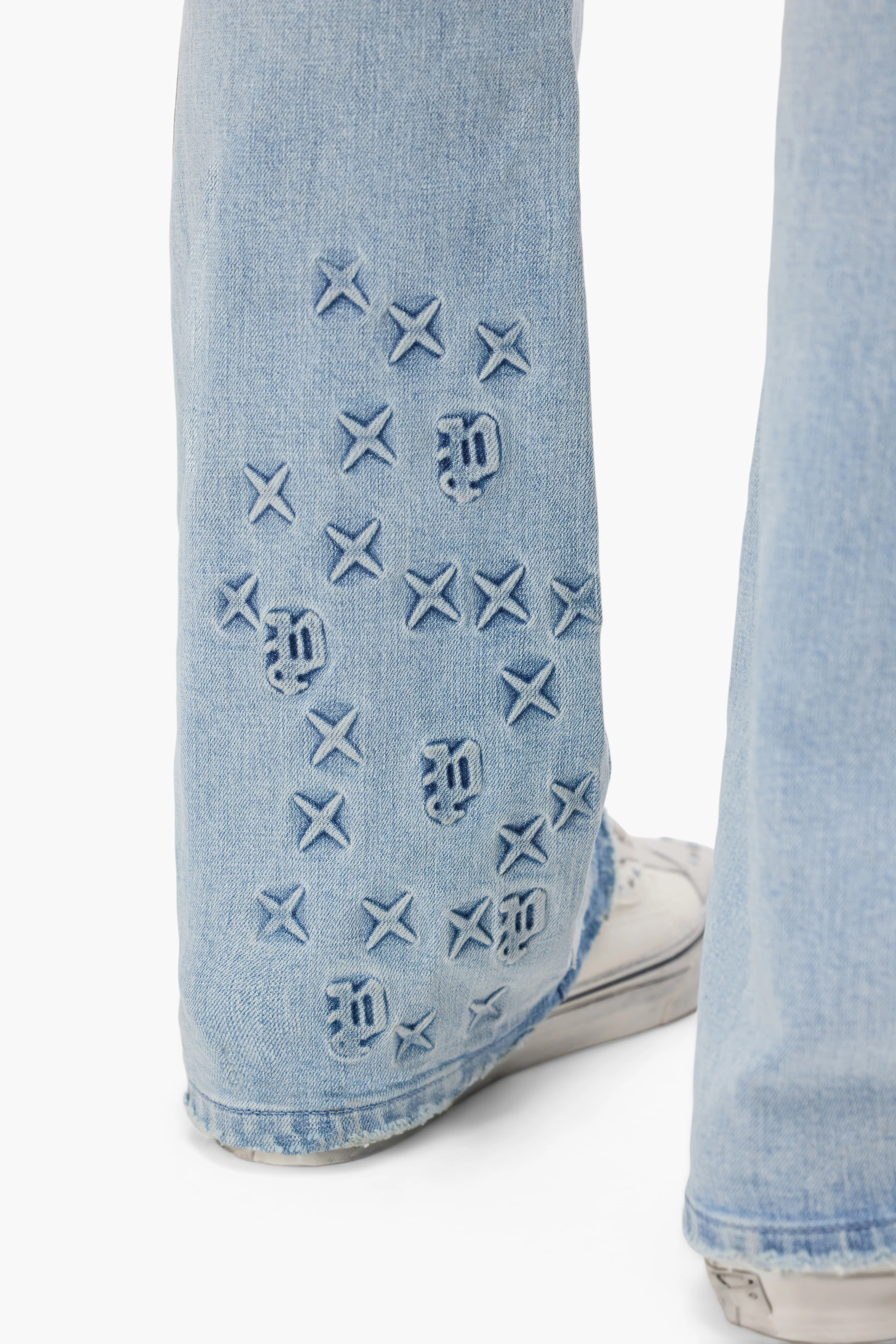 P004 Monogram Embossed - Image 6