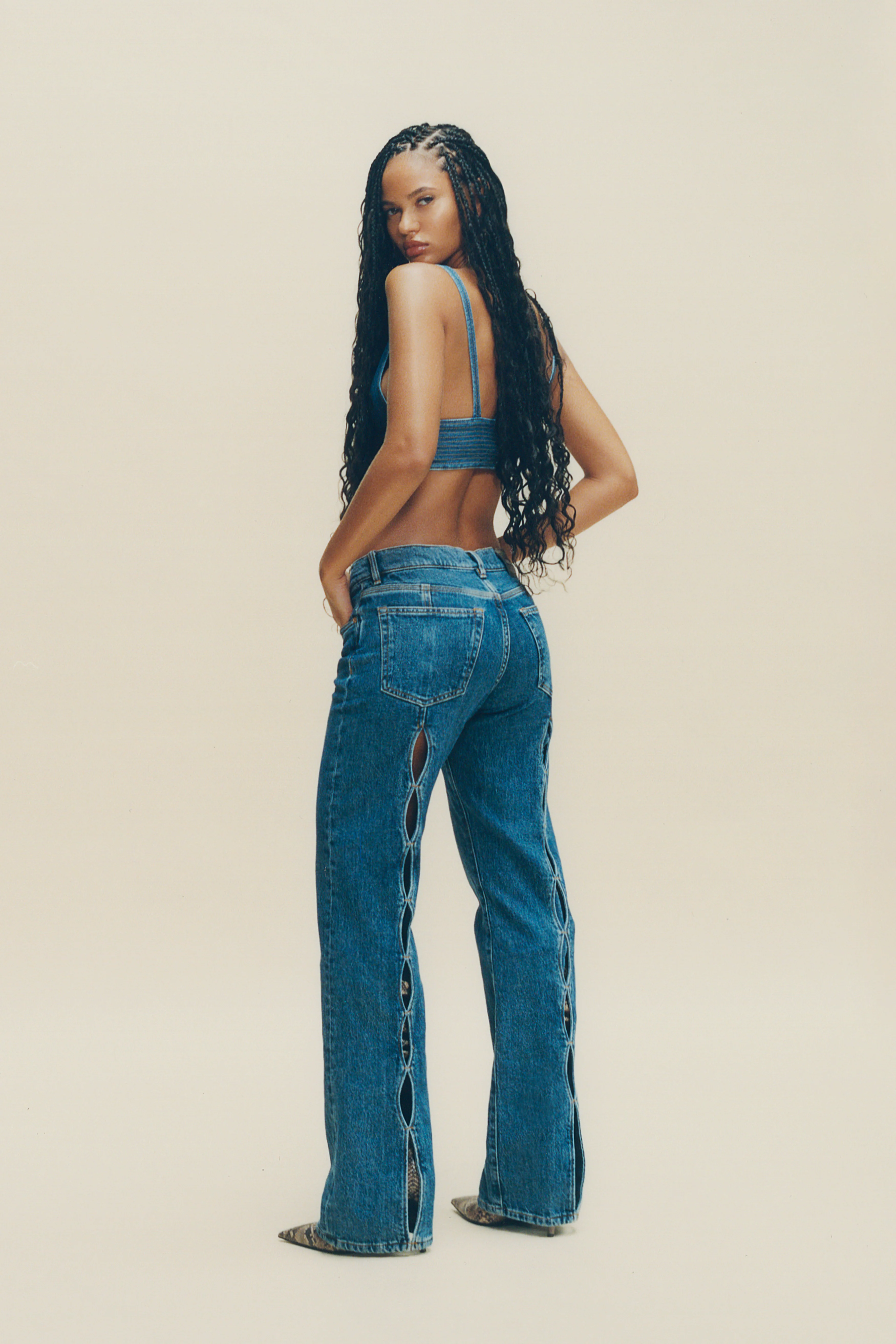 Slim Straight Back Cut Out - Image 5